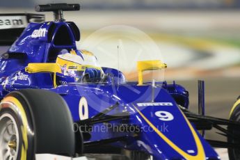 World © Octane Photographic Ltd. Sauber F1 Team C34-Ferrari – Marcus Ericsson. Friday 18th September 2015, F1 Singapore Grand Prix Practice 2, Marina Bay. Digital Ref: 1429CB7D0447