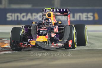 World © Octane Photographic Ltd. Infiniti Red Bull Racing RB11 – Daniil Kvyat. Friday 18th September 2015, F1 Singapore Grand Prix Practice 2, Marina Bay. Digital Ref: 1429CB7D0496