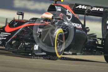 World © Octane Photographic Ltd. McLaren Honda MP4/30 - Jenson Button. Friday 18th September 2015, F1 Singapore Grand Prix Practice 2, Marina Bay. Digital Ref: 1429CB7D0604