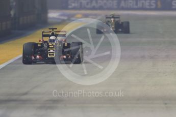 World © Octane Photographic Ltd. Lotus F1 Team E23 Hybrid – Romain Grosjean. Friday 18th September 2015, F1 Singapore Grand Prix Practice 2, Marina Bay. Digital Ref: 1429CB7D0701