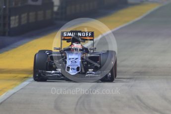 World © Octane Photographic Ltd. Sahara Force India VJM08B – Nico Hulkenberg. Friday 18th September 2015, F1 Singapore Grand Prix Practice 2, Marina Bay. Digital Ref: 1429CB7D0924