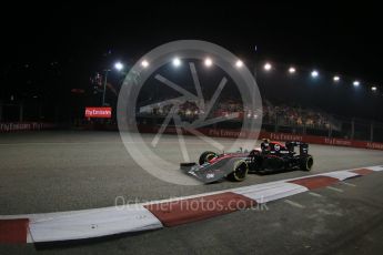World © Octane Photographic Ltd. McLaren Honda MP4/30 - Jenson Button. Friday 18th September 2015, F1 Singapore Grand Prix Practice 2, Marina Bay. Digital Ref: 1429LB1D6280
