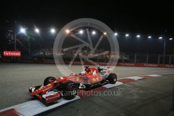 World © Octane Photographic Ltd. Scuderia Ferrari SF15-T– Sebastian Vettel. Friday 18th September 2015, F1 Singapore Grand Prix Practice 2, Marina Bay. Digital Ref: 1429LB1D6511