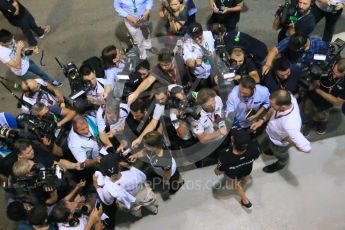 World © Octane Photographic Ltd. Mercedes AMG Petronas F1 W06 Hybrid – Lewis Hamilton and Nico Rosberg. Friday 18th September 2015, F1 Singapore Grand Prix Practice 2, Marina Bay. Digital Ref: 1429LB1D6896