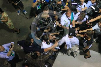World © Octane Photographic Ltd. Mercedes AMG Petronas F1 W06 Hybrid – Lewis Hamilton. Friday 18th September 2015, F1 Singapore Grand Prix Practice 2, Marina Bay. Digital Ref: 1429LB1D6906