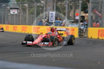 World © Octane Photographic Ltd. Scuderia Ferrari SF15-T– Kimi Raikkonen. Saturday 19th September 2015, F1 Singapore Grand Prix Practice 3, Marina Bay. Digital Ref: 1433CB7D1456