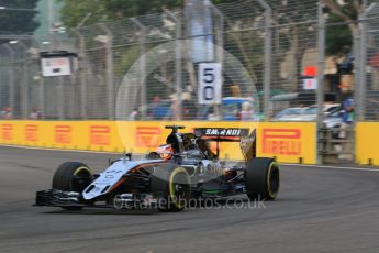 World © Octane Photographic Ltd. Sahara Force India VJM08B – Nico Hulkenberg. Saturday 19th September 2015, F1 Singapore Grand Prix Practice 3, Marina Bay. Digital Ref: 1433CB7D1511