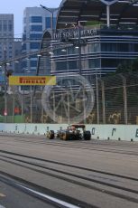 World © Octane Photographic Ltd. Lotus F1 Team E23 Hybrid – Romain Grosjean. Saturday 19th September 2015, F1 Singapore Grand Prix Practice 3, Marina Bay. Digital Ref: 1433CB7D1577