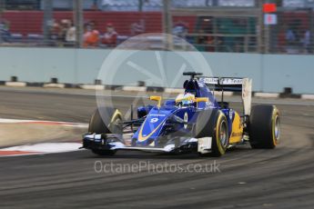 World © Octane Photographic Ltd. Sauber F1 Team C34-Ferrari – Marcus Ericsson. Saturday 19th September 2015, F1 Singapore Grand Prix Practice 3, Marina Bay. Digital Ref: 1433CB7D1894