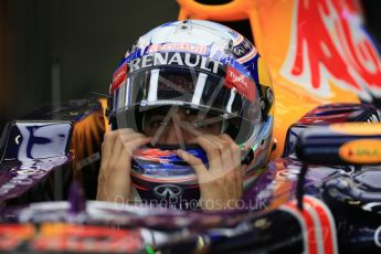 Ricciardo. Saturday 19th September 2015, F1 Singapore Grand Prix Practice 3, Marina Bay. Digital Ref: 1433LB1D6988