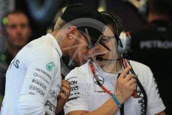 World © Octane Photographic Ltd. Mercedes AMG Petronas F1 W06 Hybrid – Lewis Hamilton. Saturday 19th September 2015, F1 Singapore Grand Prix Practice 3, Marina Bay. Digital Ref: 1433LB1D7076