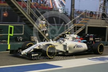 World © Octane Photographic Ltd. Williams Martini Racing FW37 – Valtteri Bottas. Saturday 19th September 2015, F1 Singapore Grand Prix Practice 3, Marina Bay. Digital Ref: 1433LB1D7269