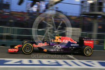 World © Octane Photographic Ltd. Infiniti Red Bull Racing RB11 – Daniil Kvyat. Saturday 19th September 2015, F1 Singapore Grand Prix Practice 3, Marina Bay. Digital Ref: 1433LB1D7339