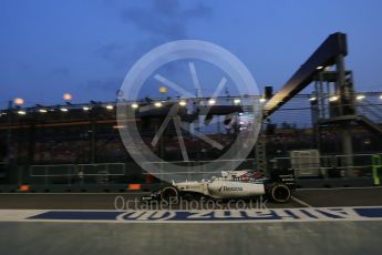 World © Octane Photographic Ltd. Williams Martini Racing FW37 – Felipe Massa. Saturday 19th September 2015, F1 Singapore Grand Prix Practice 3, Marina Bay. Digital Ref: 1433LB1D7392