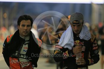 World © Octane Photographic Ltd. Sahara Force India VJM08B – Sergio Perez and Scuderia Toro Rosso STR10 – Carlos Sainz Jnr. Saturday 19th September 2015, F1 Singapore Grand Prix Practice 3, Marina Bay. Digital Ref: 1433LB1D7653