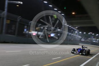 World © Octane Photographic Ltd. Sauber F1 Team C34-Ferrari – Marcus Ericsson. Saturday 19th September 2015, F1 Singapore Grand Prix Qualifying, Marina Bay. Digital Ref: 1434LB1D7875