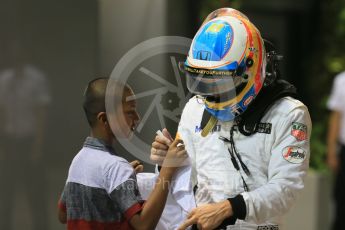 World © Octane Photographic Ltd. McLaren Honda MP4/30 – Fernando Alonso. Saturday 19th September 2015, F1 Singapore Grand Prix Qualifying, Marina Bay. Digital Ref: 1434LB1D8006