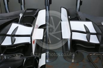 World © Octane Photographic Ltd. Sauber F1 Team C34-Ferrari comparison of 2 different front wings. Saturday 19th September 2015, F1 Singapore Grand Prix Pit lane, Marina Bay. Digital Ref: 1432CB5D0527