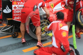 World © Octane Photographic Ltd. Scuderia Ferrari SF15-T– pit stop practice. Saturday 19th September 2015, F1 Singapore Grand Prix Pit lane, Marina Bay. Digital Ref: 1432CB5D0570