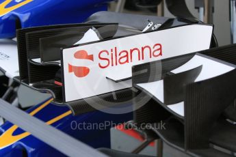 World © Octane Photographic Ltd. Sauber F1 Team C34-Ferrari frot wing. Saturday 19th September 2015, F1 Singapore Grand Prix Pit lane, Marina Bay. Digital Ref: 1432CB7D1202