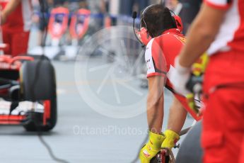 World © Octane Photographic Ltd. Scuderia Ferrari SF15-T– pit stop practice. Saturday 19th September 2015, F1 Singapore Grand Prix Pit lane, Marina Bay. Digital Ref: 1432CB7D1280