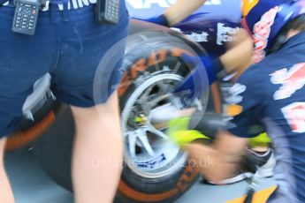 World © Octane Photographic Ltd. Infiniti Red Bull Racing pit stop practice. Saturday 19th September 2015, F1 Singapore Grand Prix Pit lane, Marina Bay. Digital Ref: 1432CB7D1342