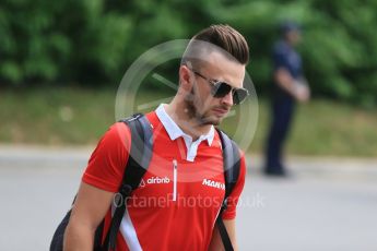 World © Octane Photographic Ltd. Scuderia Ferrari - Maurizio Arrivabene. Friday 18th September 2015, F1 Singapore Grand Prix Paddock, Marina Bay. Digital Ref: 1427CB1D4498
