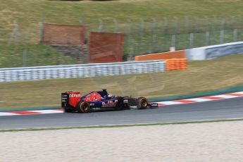 World © Octane Photographic Ltd. Scuderia Toro Rosso STR10 – Pierre Gasly. Tuesday 12th May 2015, F1 In-season testing, Circuit de Barcelona-Catalunya, Spain. Digital Ref: 1268LB7D1485