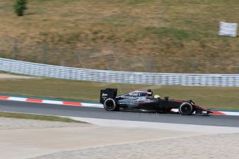 World © Octane Photographic Ltd. McLaren Honda MP4/30 – Oliver Turvey. Sunday Tuesday 12th 2015, F1 In-season testing, Circuit de Barcelona-Catalunya, Spain. Digital Ref: 1268LB7D1510