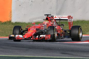 World © Octane Photographic Ltd. Scuderia Ferrari SF15-T– Esteban Gutierrez. Wednesday 13th May 2015, F1 In-season testing, Circuit de Barcelona-Catalunya, Spain. Digital Ref: 1269CB7D1861