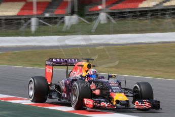 World © Octane Photographic Ltd. Infiniti Red Bull Racing RB11 – Pierre Gasly. Wednesday 13th May 2015, F1 In-season testing, Circuit de Barcelona-Catalunya, Spain. Digital Ref: 1269CB7D2350