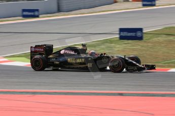 World © Octane Photographic Ltd. Lotus F1 Team E23 Hybrid – Romain Grosjean. Friday 8th May 2015, F1 Spanish GP Practice 2, Circuit de Barcelona-Catalunya, Spain. Digital Ref: 1251CB5D0785