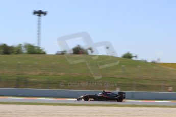 World © Octane Photographic Ltd. McLaren Honda MP4/30 – Fernando Alonso. Friday 8th May 2015, F1 Spanish GP Practice 2, Circuit de Barcelona-Catalunya, Spain. Digital Ref: 1251LB7D6327