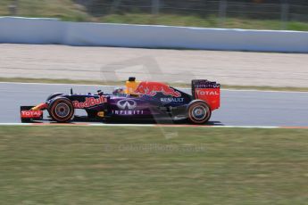 World © Octane Photographic Ltd. Infiniti Red Bull Racing RB11 – Daniel Ricciardo. Saturday 9th May 2015, F1 Spanish GP Qualifying, Circuit de Barcelona-Catalunya, Spain. Digital Ref: 1257CB7D8040