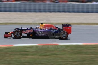 World © Octane Photographic Ltd. Infiniti Red Bull Racing RB11 – Daniel Ricciardo. Saturday 9th May 2015, F1 Spanish GP Qualifying, Circuit de Barcelona-Catalunya, Spain. Digital Ref: 1257CB7D8043