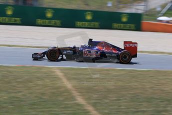 World © Octane Photographic Ltd. Scuderia Toro Rosso STR10 – Max Verstappen. Saturday 9th May 2015, F1 Spanish GP Qualifying, Circuit de Barcelona-Catalunya, Spain. Digital Ref: 1257CB7D8063