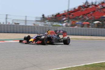World © Octane Photographic Ltd. Infiniti Red Bull Racing RB11 – Daniel Ricciardo. Saturday 9th May 2015, F1 Spanish GP Qualifying, Circuit de Barcelona-Catalunya, Spain. Digital Ref: 1257CB7D8170