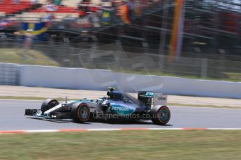 World © Octane Photographic Ltd. Mercedes AMG Petronas F1 W06 Hybrid – Nico Rosberg. Saturday 9th May 2015, F1 Spanish GP Qualifying, Circuit de Barcelona-Catalunya, Spain. Digital Ref: 1257CB7D8205