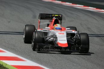 World © Octane Photographic Ltd. Manor Marussia F1 Team – Roberto Merhi. Saturday 9th May 2015, F1 Spanish GP Qualifying, Circuit de Barcelona-Catalunya, Spain. Digital Ref: 1257LB1D8275