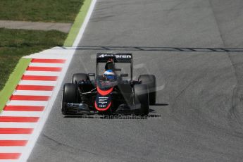 World © Octane Photographic Ltd. McLaren Honda MP4/30 – Fernando Alonso. Saturday 9th May 2015, F1 Spanish GP Qualifying, Circuit de Barcelona-Catalunya, Spain. Digital Ref: 1257LB1D8522