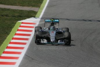 World © Octane Photographic Ltd. Mercedes AMG Petronas F1 W06 Hybrid – Nico Rosberg. Saturday 9th May 2015, F1 Spanish GP Qualifying, Circuit de Barcelona-Catalunya, Spain. Digital Ref: 1257LB1D8598