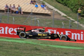 World © Octane Photographic Ltd. Lotus F1 Team E23 Hybrid – Pastor Maldonado. Saturday 9th May 2015, F1 Spanish GP Qualifying, Circuit de Barcelona-Catalunya, Spain. Digital Ref: 1257LW1L8021