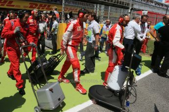 World © Octane Photographic Ltd. Scuderia Ferrari - Maurizio Arrivabene and the team leave the grid. Sunday 10th May 2015, F1 Spanish GP Formula 1 Grid, Circuit de Barcelona-Catalunya, Spain. Digital Ref: 1264LB1D0141