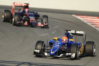 World © Octane Photographic Ltd. Sauber F1 Team C34-Ferrari – Felipe Nasr and Scuderia Toro Rosso STR10 – Max Verstappen. Thursday 19th February 2015, F1 Winter testing, Circuit de Catalunya, Barcelona, Spain, Day 1. Digital Ref : 1187CB7B0155