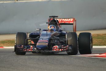 World © Octane Photographic Ltd. Scuderia Toro Rosso STR10 – Carlos Sainz Jnr. Friday 20th February 2015, F1 Winter testing, Circuit de Barcelona Catalunya, Spain, Day 2. Digital Ref: 1188CB1L5785