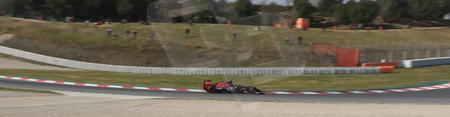 World © Octane Photographic Ltd. Scuderia Toro Rosso STR10 – Carlos Sainz Jnr. Friday 20th February 2015, F1 Winter testing, Circuit de Catalunya, Barcelona, Spain, Day 2. Digital Ref: 1188LB1D6899