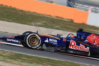 World © Octane Photographic Ltd. Scuderia Toro Rosso STR10 – Carlos Sainz Jnr. Friday 20th February 2015, F1 Winter testing, Circuit de Catalunya, Barcelona, Spain, Day 2. Digital Ref: 1188LB1D7200