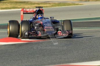 World © Octane Photographic Ltd. Scuderia Toro Rosso STR10 – Carlos Sainz Jnr. Sunday 22nd February 2015, F1 Winter testing, Circuit de Barcelona Catalunya, Spain, Day 4. Digital Ref: 1191CB1L8678