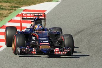 World © Octane Photographic Ltd. Scuderia Toro Rosso STR10 – Carlos Sainz Jnr. Sunday 22nd February 2015, F1 Winter test #2, Circuit de Barcelona Catalunya, Spain, Day 4. Digital Ref: 1191CB1L9146