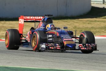 World © Octane Photographic Ltd. Scuderia Toro Rosso STR10 – Carlos Sainz Jnr. Sunday 22nd February 2015, F1 Winter test #2, Circuit de Barcelona Catalunya, Spain, Day 4. Digital Ref: 1191CB1L9280